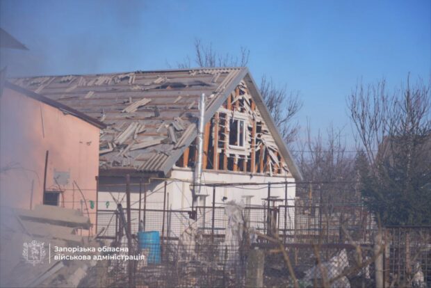 Дрон атакував Запоріжжя: поранені дитина та дві жінки