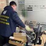 Ухилились від сплати податків на 40 мільйонів: у Запоріжжі викрили схему з пальним