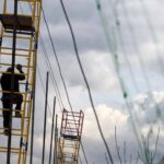 Біленьке Запоріжжя: жителі крадуть матеріали для захисних споруд