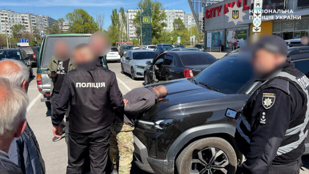 Командир ЗСУ затриманий за вимаганням хабара в Запоріжжі